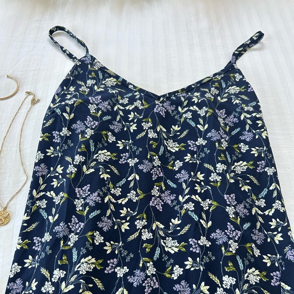 Blue Jasmine Mini Floral Dress - Picture 2 of 7
